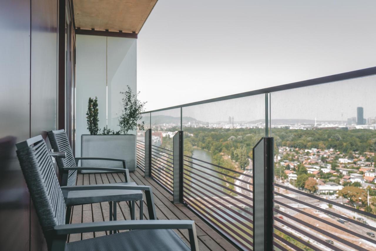 Supreme With Top Balcony And View Wien